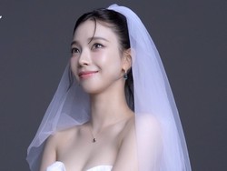 7 Gaya Karina aespa Bergaun Pengantin, Visualnya Unreal Tak Bisa Disaingi AI