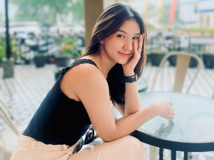 Leoa Zhen si penyanyi Ambyar