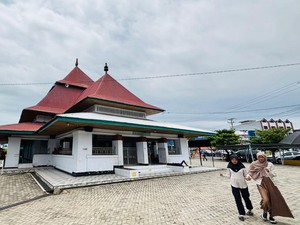 Melihat Hasil Karya Bung Karno pada Bangunan Masjid Jamik Bengkulu