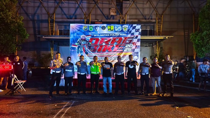 Polda Riau kembali menggelar drag bike untuk mencegah aksi balap liar, sekaligus penjaringan minat dan bakat pemuda di bidang otomotif, Minggu (21/9/2025).