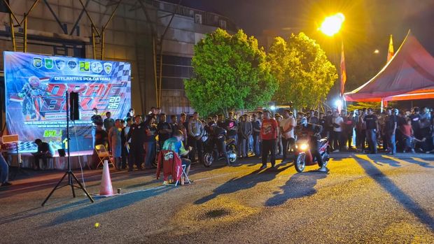 Polda Riau kembali menggelar drag bike untuk mencegah aksi balap liar, sekaligus penjaringan minat dan bakat pemuda di bidang otomotif, Minggu (21/9/2025).