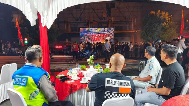 Polda Riau kembali menggelar drag bike untuk mencegah aksi balap liar, sekaligus penjaringan minat dan bakat pemuda di bidang otomotif, Minggu (21/9/2025).