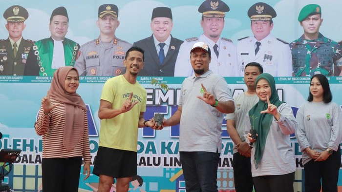 Polres Inhu menggelar kampanye Green Policing di car free day Jalan Sudirman, Minggu (21/9/2025).