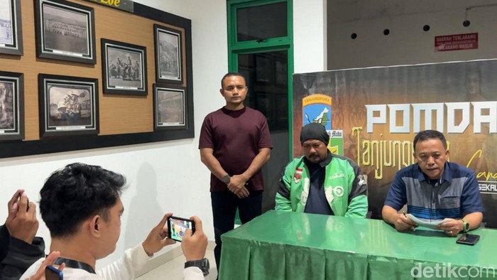 Pomdam XII/Tanjungpura pastikan oknum TNI pemukul pengemudi ojol di Pontianak bakal disidang secara militer.