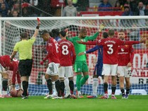 Kartu Merah Sanchez Bikin Chelsea Berantakan, MU Menang Tipis 2-1