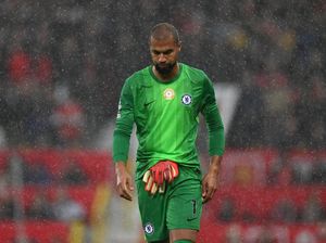 Chelsea dan Problematika Kipernya