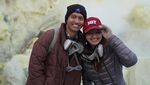 Jejak Petualang Sabrina Anggraini dan Belva Devara di Kawah Ijen