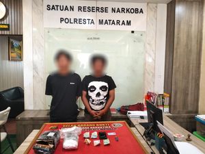Pesan Ganja 819,10 Gram, Dua Mahasiswa di Mataram Ditangkap!