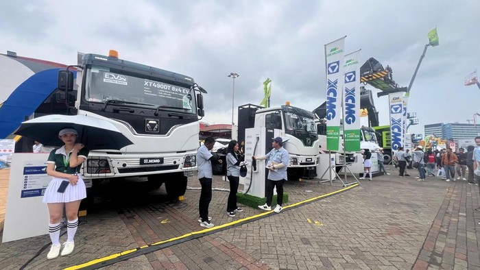 Truk listrik buatan perusahaan China, XCMG, mulai invasi Indonesia
