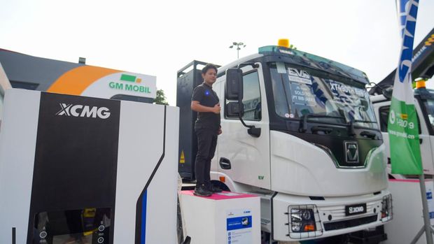 Truk listrik buatan perusahaan China, XCMG, mulai invasi Indonesia