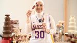 Tya Ariestya, Juragan Kos yang Hobi Jajan Durian hingga Donat