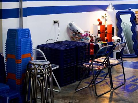 Cafe di Pasar Skena Kediri