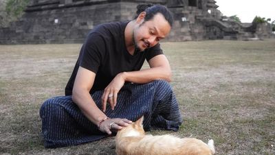 Ide Liburan di Yogyakarta ala Dwi Sasono: Candi Ijo dan Pasar Ngasem