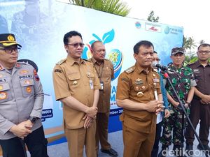 Kata Gubernur Luthfi soal Teras KPT Brebes Ambruk: Wis Gapuk
