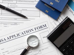 Sama-sama Beri Izin Tinggal Panjang ke WNA, Ini Beda GCI dan Golden Visa