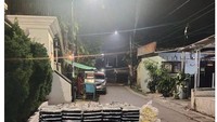 Ivan Gunawan juga baru saja mengunggah momennya berbagi ke tetangga rumah dalam unggahan Threads miliknya (22/9/2025). Ia membagikan beberapa kotak nasi berisikan sarapan dengan keterangan bertuliskan, Silahkan diambil sarapannya tetanggaku. Foto: Instagram/@ivan_gunawan