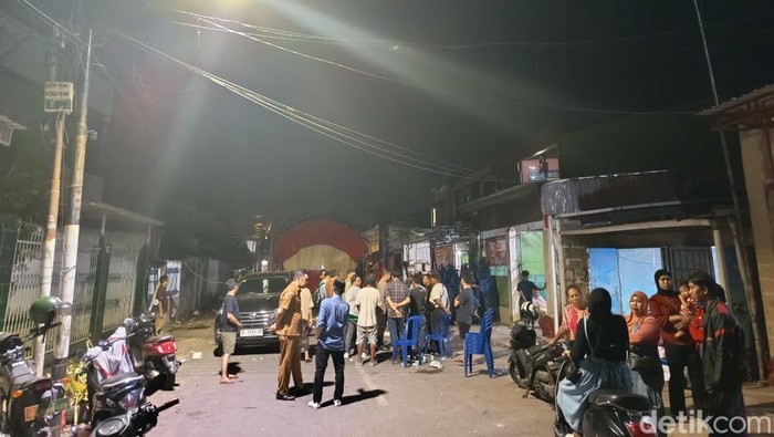 Bentrok antarwarga di Kecamatan Tallo, Kota Makassar, Sulawesi Selatan (Sulsel), kembali pecah malam ini.
