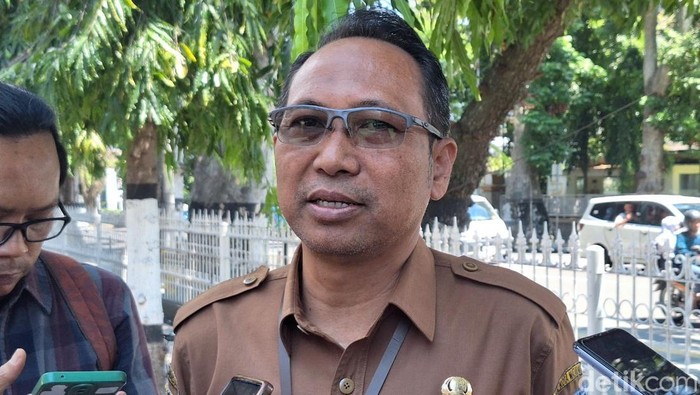 Kepala Dinas Sosial (Dinsos) Kota Mataram Lalu Samsul Adnan sata dikonfirmasi di Mataram, Senin (22/9/2025).