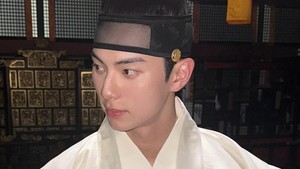 Potret Lee Chae Min sebagai Lee Heon di Bon Appétit, Your Majesty. (Foto: dok. Instagram @l.c.m__)