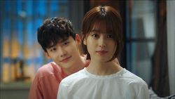 10 Pasangan Drakor Chemistry-nya Terlalu Nyata
