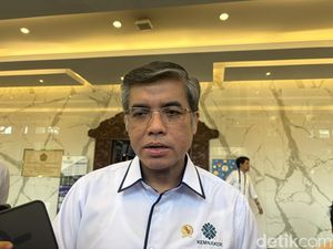 Menaker Beberkan Alasan Banyak PHK: Daya Saing Lemah, Produktivitas Rendah