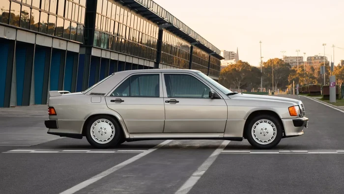 Mercedes-Benz 190E Cosworth