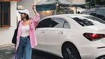 Keren! Michelle Ziudith Urus 12 Mobil Sendiri