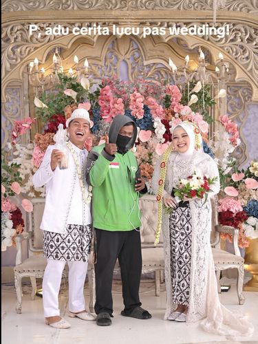 Momen pernikahan mendadak jadi sorotan.
