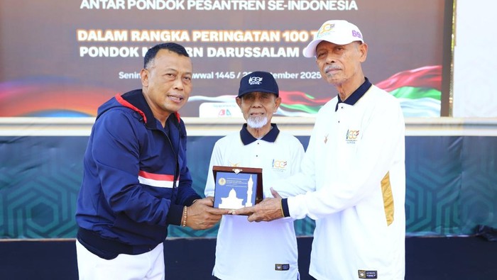 Peringatan 100 Tahun Pondok Modern Gontor Ponorogo