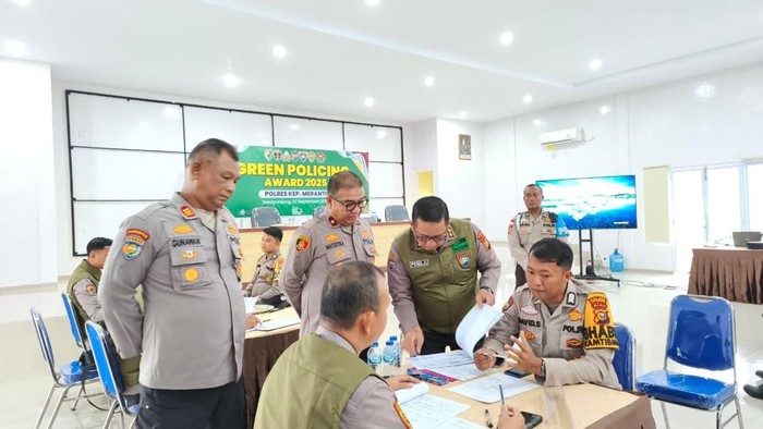 Polda Riau melakukan verifikasi 8 kandidat Green Policing Awards dari Polres Kepulauan Meranti, Senin (22/9/2025).