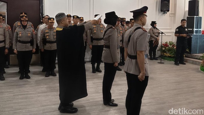 Prosesi sertijab Kapolsek Panakkukang di Maporestabes Makassar.