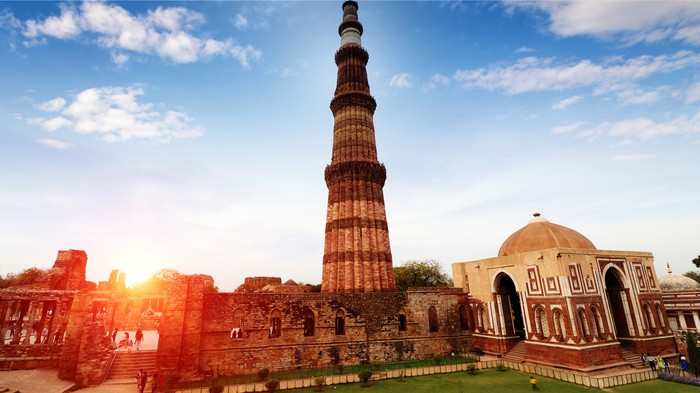 Qutub Minar Qutab Minar perspective view outdoor in nature.
