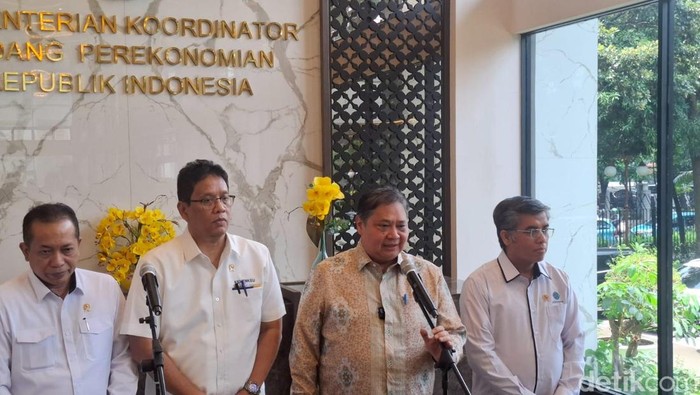 rapat koordinasi paket ekonomi