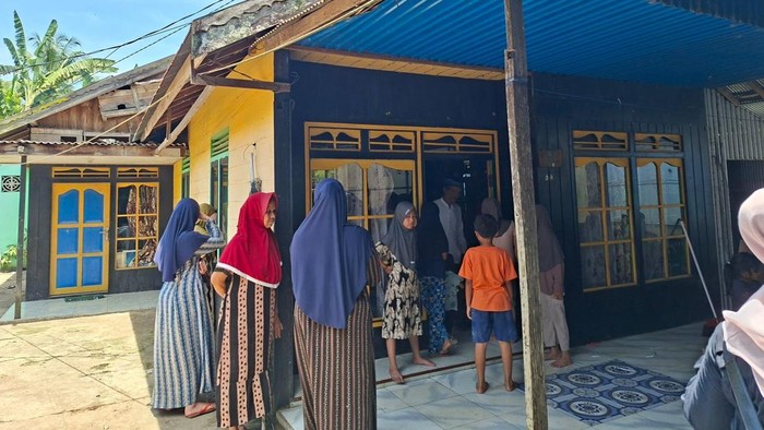 Rumah duka bayi usia satu minggu tewas dibanting, di Jalan Perintis Kemerdekaan, Barabai, Hulu Sungai Tengah, Kalimantan Selatan. (Foto: Khairun Nisa/detikKalimantan)