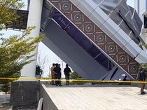 Kesaksian Warga Nyaris Jadi Korban Ambruknya Teras KPT Brebes