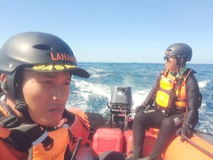 Pemuda Lombok Timur Hilang Diterjang Ombak Saat Swafoto di Tebing Pantai