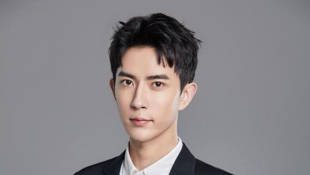7 Hal Tentang Rumor Penyebab Kematian Aktor Yu Menglong Jatuh dari Gedung