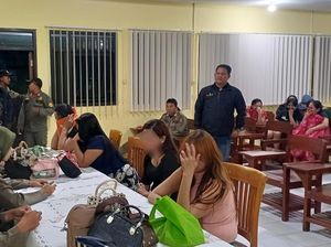 18 PSK Terciduk Satpol PP Saat Razia Warkop di Mojokerto