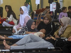 Ayam MBG Dibeli Sabtu tapi Dimasak Rabu, Dokter Pencernaan Wanti-wanti Risiko Ini