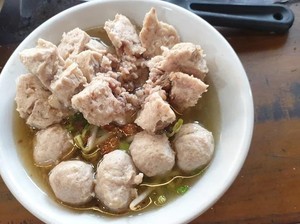 Bikin Ngiler! Ini 5 Rekomendasi Bakso Tetelan Paling Laris di Jakarta