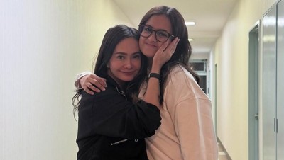 Ersa Mayori Melow, Campur Aduk Rasanya Lepas Anak Perempuan Kuliah di Jepang