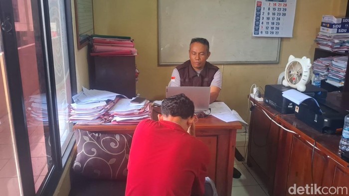 Oknum guru BK di SMP Negeri LubukLinggau diperiksa polisi