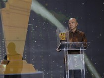 Jamintel Reda Mantovani Dinobatkan sebagai Tokoh Adhyaksa Peduli Lingkungan