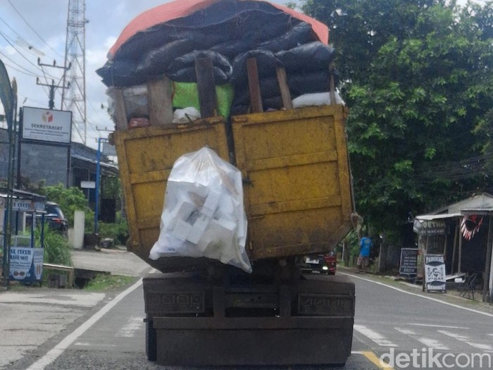 Kondisi truk pengangkut sampah Pangandaran