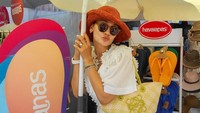 Luna Maya menegaskan lagi terkait ucapan pernah gak punya uang. Ada, sering. Ya itu kan yang orang pikirkan (tahunya banyak uang), ujarnya. (Foto: dok Instagram lunamaya)