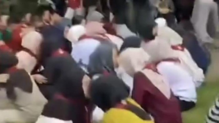 Viral video Maba Unsri saling berciuman