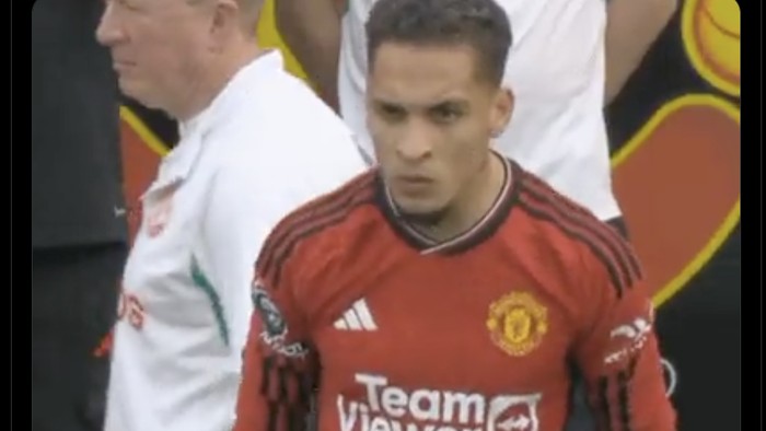 Barcelona Nyaris Rekrut Antony, Batal karena Hal Ini