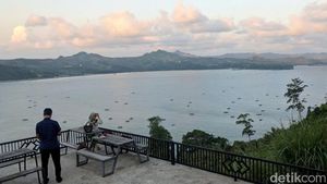 Menikmati Panorama Pantai Dari Jalur Lingkar Selatan
