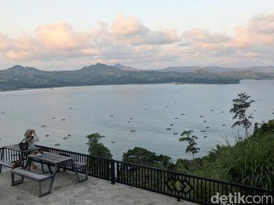 Menikmati Panorama Pantai Dari Jalur Lingkar Selatan