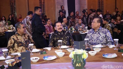 Menteri Prabowo dan Ketua MPR Hadir Meriahkan Adhyaksa Awards 2025